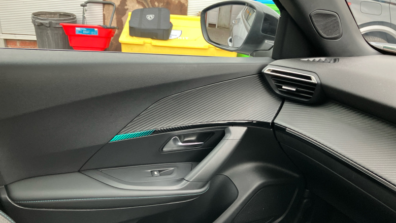 Peugeot 2008 100kW Allure Premium+ 50kWh 5dr Auto Electric Estate